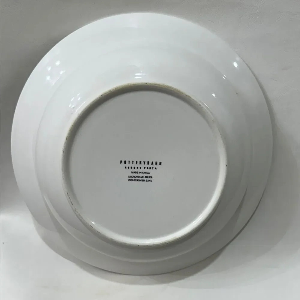 Pottery Barn Resort Pasta Bowl White Blue 13 In Round X 3 1/4 Tall Bar & Grill